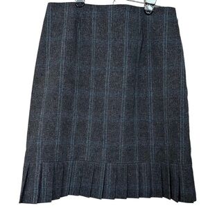 Sweet Suite Skirt Gray & Blue Plaid Pleated Ruffle Hem and Hidden Zipper 8P